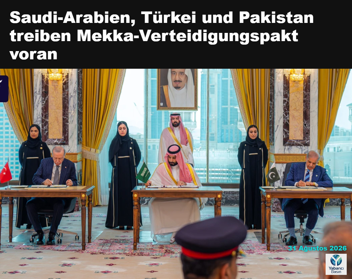 Türkiye Dışişleri Bakanı Hakan Fidan, Pakistan Dışişleri Bakanı İshak Dar ve Suudi Arabistan Dışişleri Bakanı Prens Faysal bin Farhan Al Saud, pazartesi günü İstanbul’da. dpa