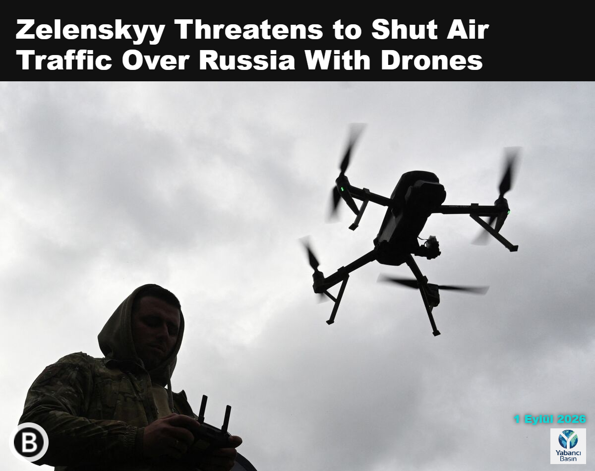 Bir Ukraynalı asker, 5 Ekim’de Hmelnitski bölgesindeki Kamyanets-Podilski’de drone kullanıyor. Fotoğraf: Yuriy Dyachyshyn/AFP/Getty Images
