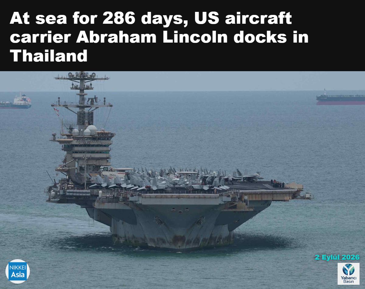 ABD Donanması'na ait USS Abraham Lincoln uçak gemisi, 2 Eylül'de Tayland'ın Chonburi eyaletindeki Laem Chabang Limanı'na doğru ilerliyor. © Reuters