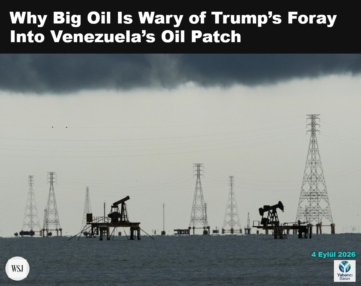 Venezuela’nın Cabimas kentinde Maracaibo Gölü üzerinde petrol pompaları ve elektrik iletim kuleleri. ARIANA CUBILLOS/ASSOCIATED PRESS