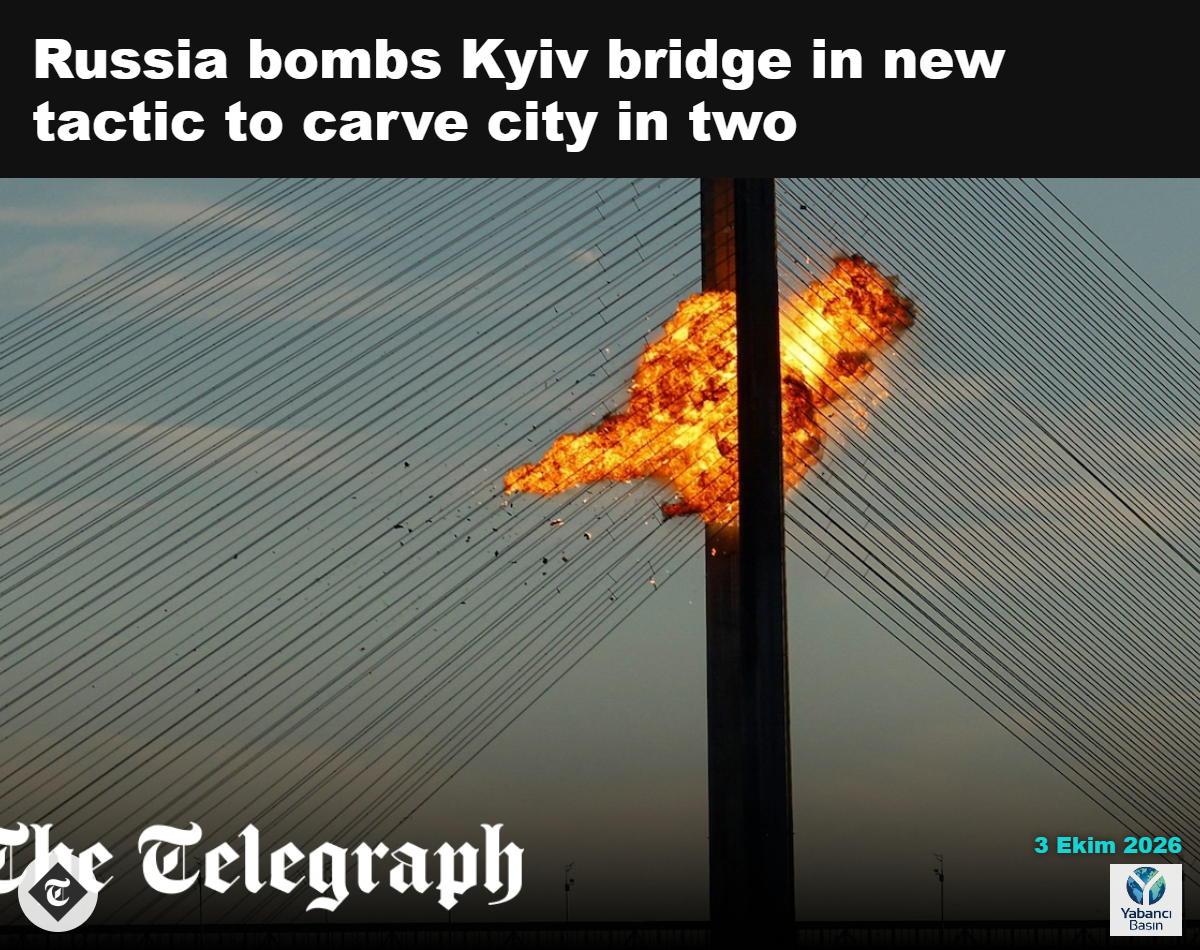 Pivdennyi (Güney) Köprüsü bu hafta jet motorlu insansız hava araçlarıyla beş kez vuruldu. Kredi: Valentyn Ogirenko/Reuters
