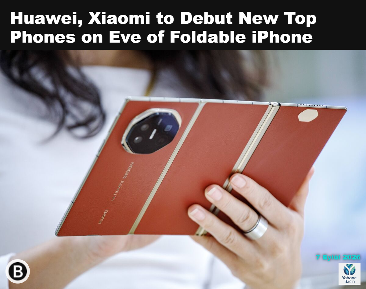 2025’te Huawei Mate XT akıllı telefonu. Fotoğraf: Samsul Said/Bloomberg