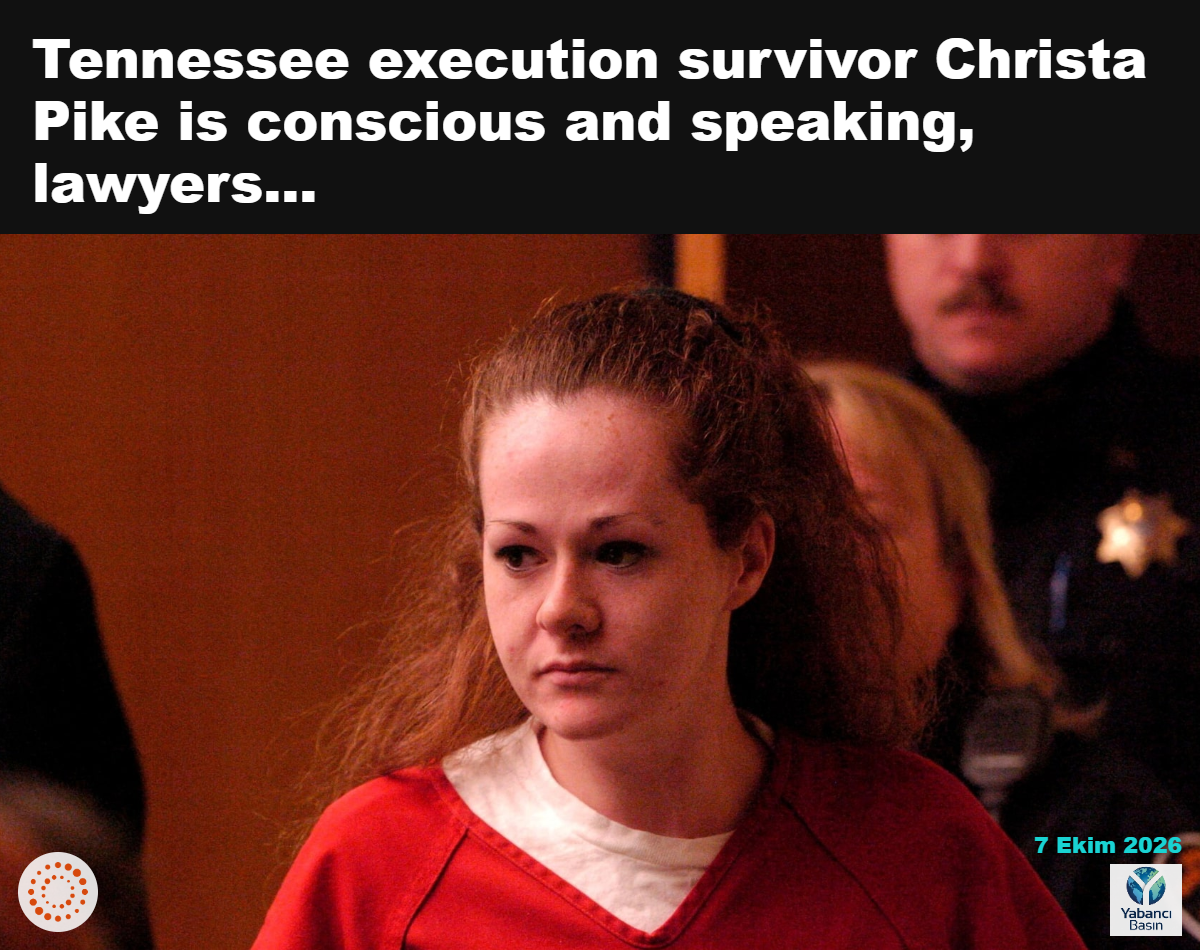 4 Aralık 2007 tarihli fotoğraf, ölüm hücresindeki mahkûm Christa Pike’ın Tennessee eyaletinin Knoxville kentindeki Knox County Ceza Mahkemesi’ne girişini gösteriyor. Fotoğraf 30 Eylül 2026’da Reuters tarafından edinildi. J. Miles Cary/Knoxville News Sentinel/USA TODAY NETWORK via REUTERS/Dosya fotoğrafı