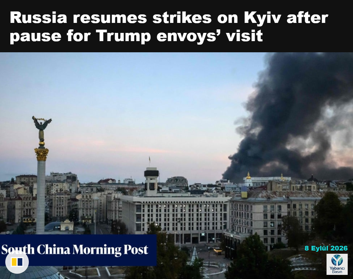 Ukrayna Devlet Başkanı Volodimir Zelenski, pazar günü Kiev’de Jared Kushner ve Steve Witkoff ile birlikte. Fotoğraf: AP
