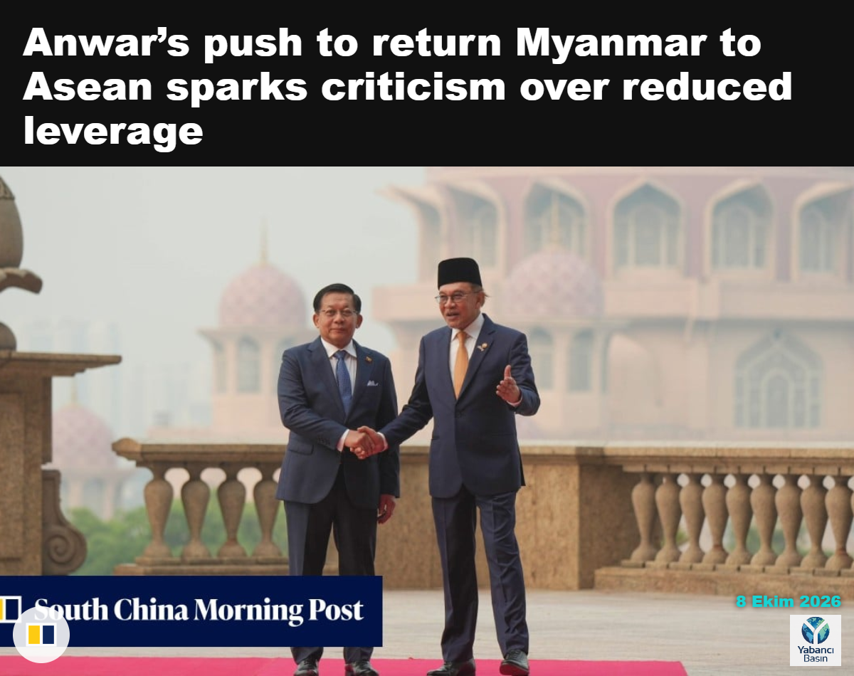 Myanmar Devlet Başkanı Min Aung Hlaing, perşembe günü Putrajaya’da düzenlenen karşılama töreninde şeref kıtasını denetliyor. Fotoğraf: AFP