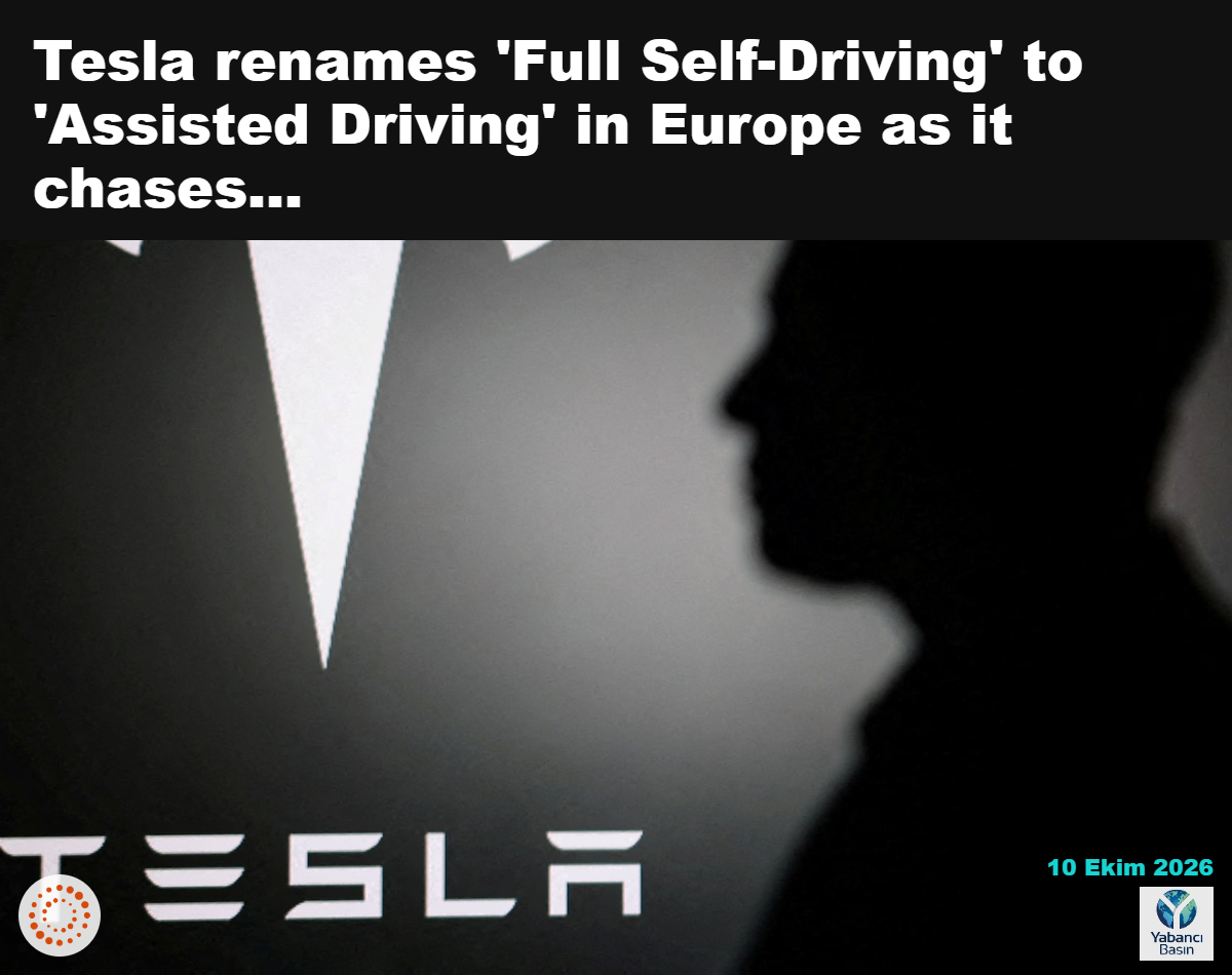Londra’da Tesla logosu önünde park halindeki Tesla araçları. REUTERS/Annegret Hilse