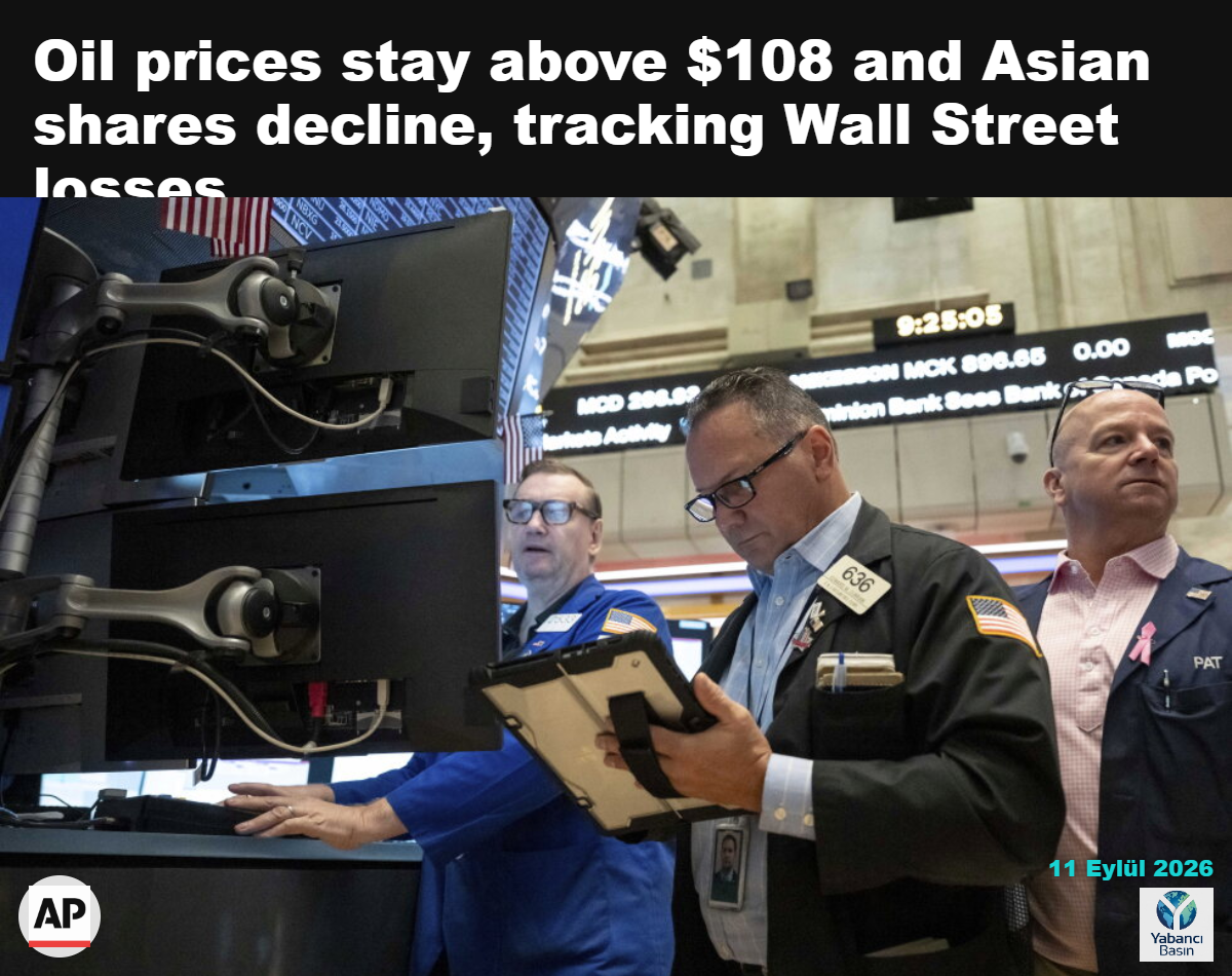 Trader Edward Curran, 27 Ağustos 2026 Perşembe günü New York’taki New York Menkul Kıymetler Borsası işlem salonunda çalışıyor. (AP Fotoğrafı/Yuki Iwamura)