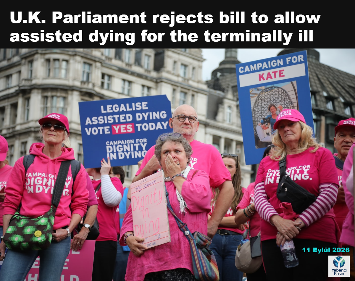 Destekli ölümü savunanlar, Londra’da Avam Kamarası önünde cuma günü gösteri düzenledi. (Alishia Abodunde/Getty Images)