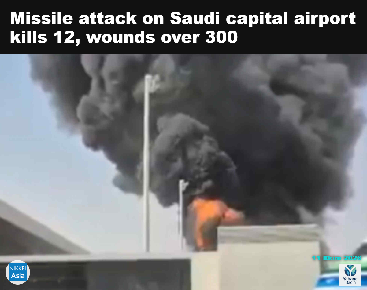 AP tarafından elde edilip doğrulanan videodan alınan bu görüntüde, 9 Ekim 2026 Cuma günü Suudi Arabistan’ın Riyad kentindeki Kral Halid Uluslararası Havalimanı’ndaki yangından yükselen yoğun siyah duman ve alevler görülüyor. © AP