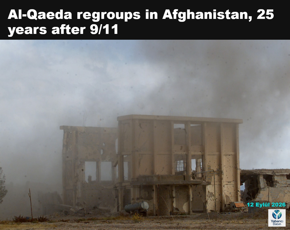 Taliban savaşçıları, 17 Ocak 2021’de Kabil’de araçları ve yolcuları kontrol ediyor. (Scott Peterson/Getty Images)