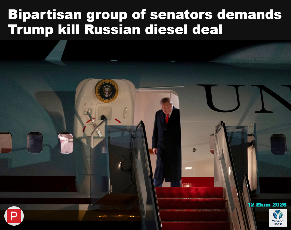 Başkan Donald Trump, 10 Ekim 2026 Cumartesi günü Maryland eyaletindeki Joint Base Andrews’e varıyor. (AP Fotoğrafı/Cliff Owen) | AP