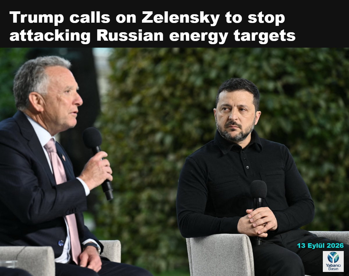 Ukrayna Devlet Başkanı Volodimir Zelenskiy, 6 Eylül’de düzenlenen ortak basın toplantısında ABD Özel Temsilcisi Steve Witkoff’un yanında oturuyor. (Genya Savilov/AFP/Getty Images)