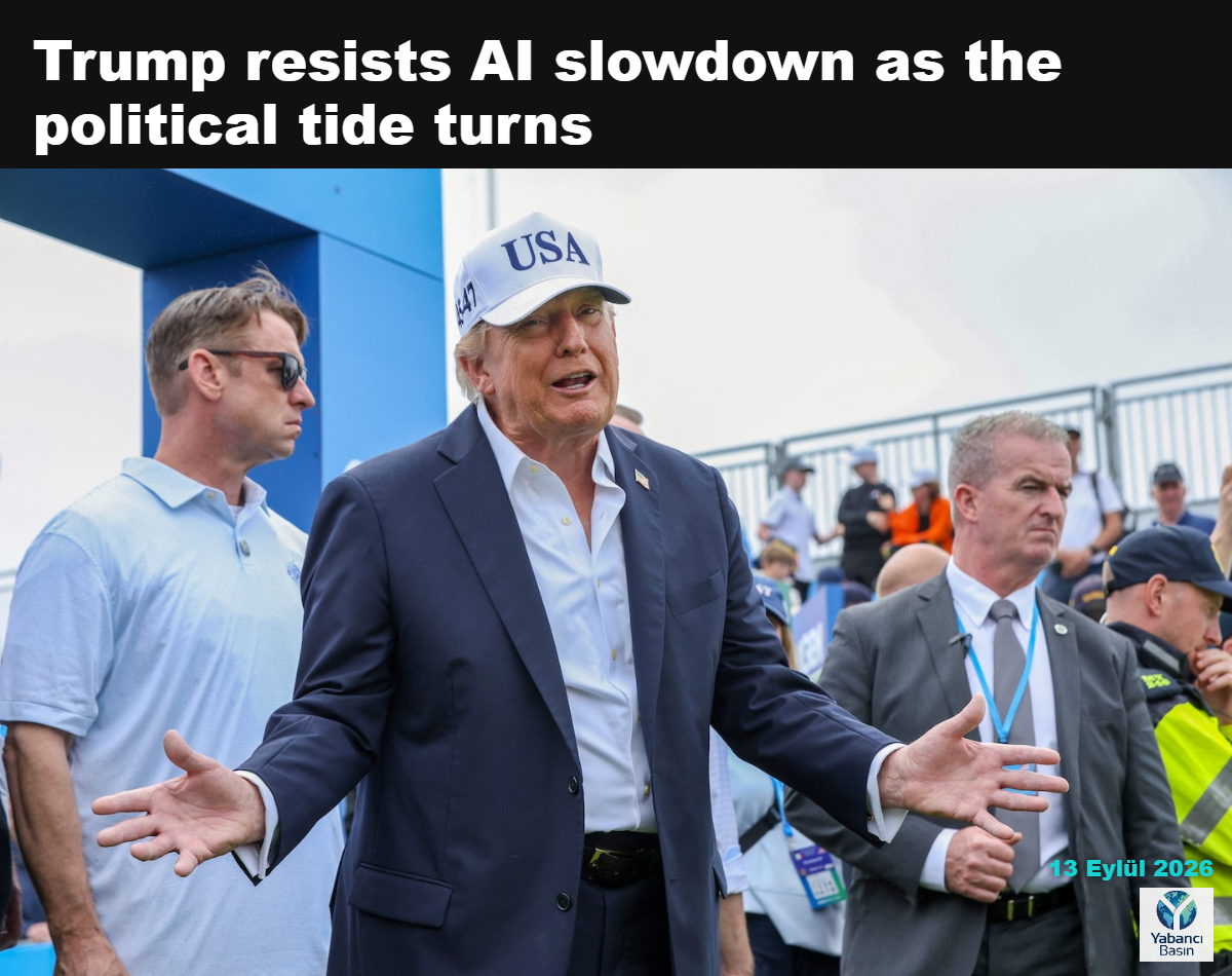Başkan Donald Trump, yapay zekâ geliştirmelerinin yavaşlatılması çağrılarına yanıt verdiği İrlanda’nın Doonbeg kentindeki Irish Open golf turnuvasında, pazar günü. (Paul Faith/AFP/Getty Images)