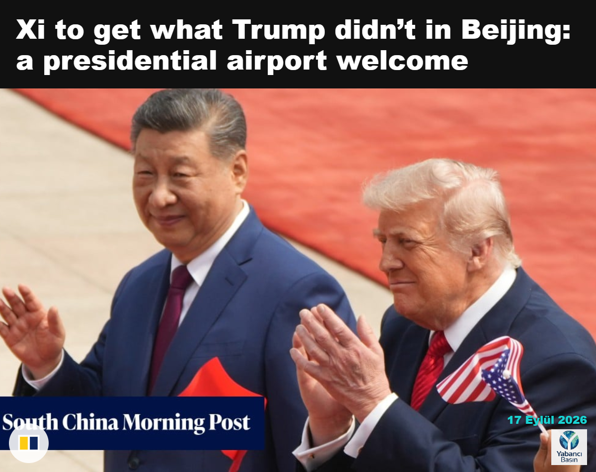 ABD first lady Melania Trump’ın X hesabında paylaşılan videodan alınan ekran görüntüsü, Çin Devlet Başkanı Xi Jinping ile eşi Peng Liyuan’ın adlarını taşıyan karşılama belgesini gösteriyor.