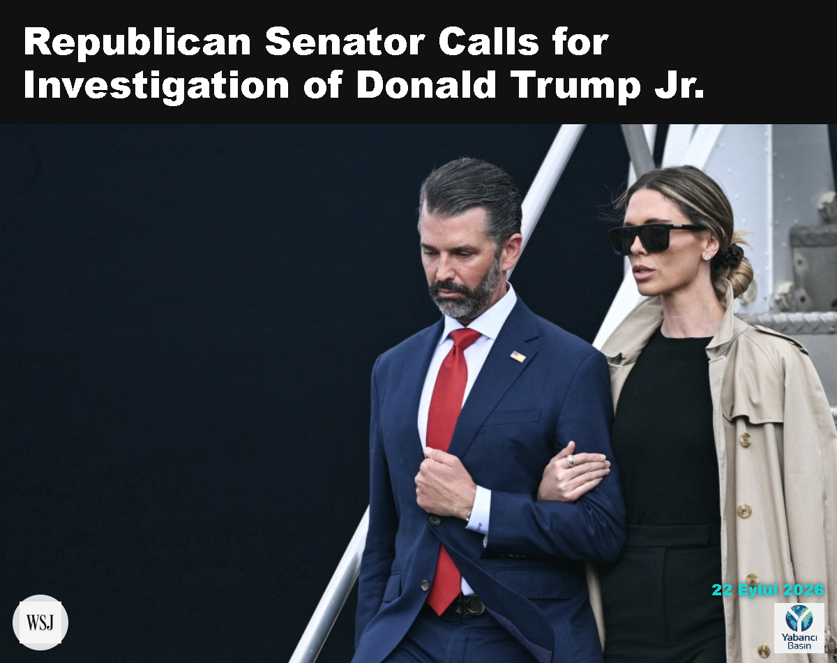 Donald Trump Jr. ve eşi Bettina, bu ayın başlarında İrlanda’nın batısındaki Shannon’da Air Force One’dan inerken. BRENDAN SMIALOWSKI/AFP/GETTY IMAGES