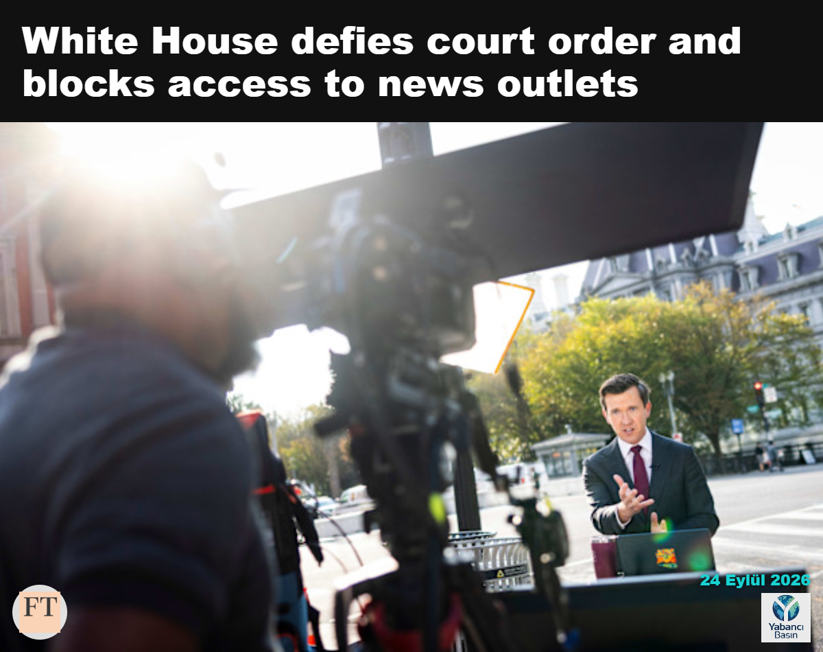 Donald Trump’ın CNN ve Politico ile birlikte MS Now’ı Beyaz Saray’dan yasaklamasının ardından MS Now muhabiri Vaughn Hillyard pazartesi günü Beyaz Saray’ın dışından yayın yapıyor. © Jim Lo Scalzo/EPA/Shutterstock