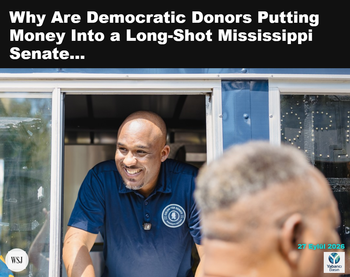 Demokrat Senato adayı Scott Colom, Mississippi, Jackson’daki Tougaloo College’da taco servisi yapıyor.