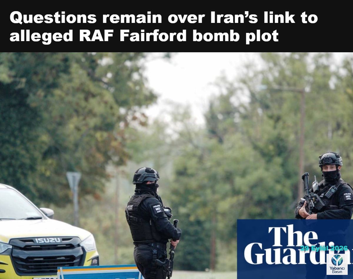 Pazar günü büyük bir olay ilan edilmesinin ardından RAF Fairford yakınındaki polis kontrol noktası. Fotoğraf: Ben Birchall/PA